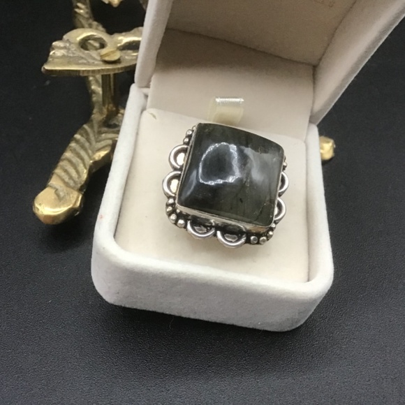 RING STERLING SILVER .925 with RAW LABRADORITE SQUARE CUT STONE - Picture 2 of 10